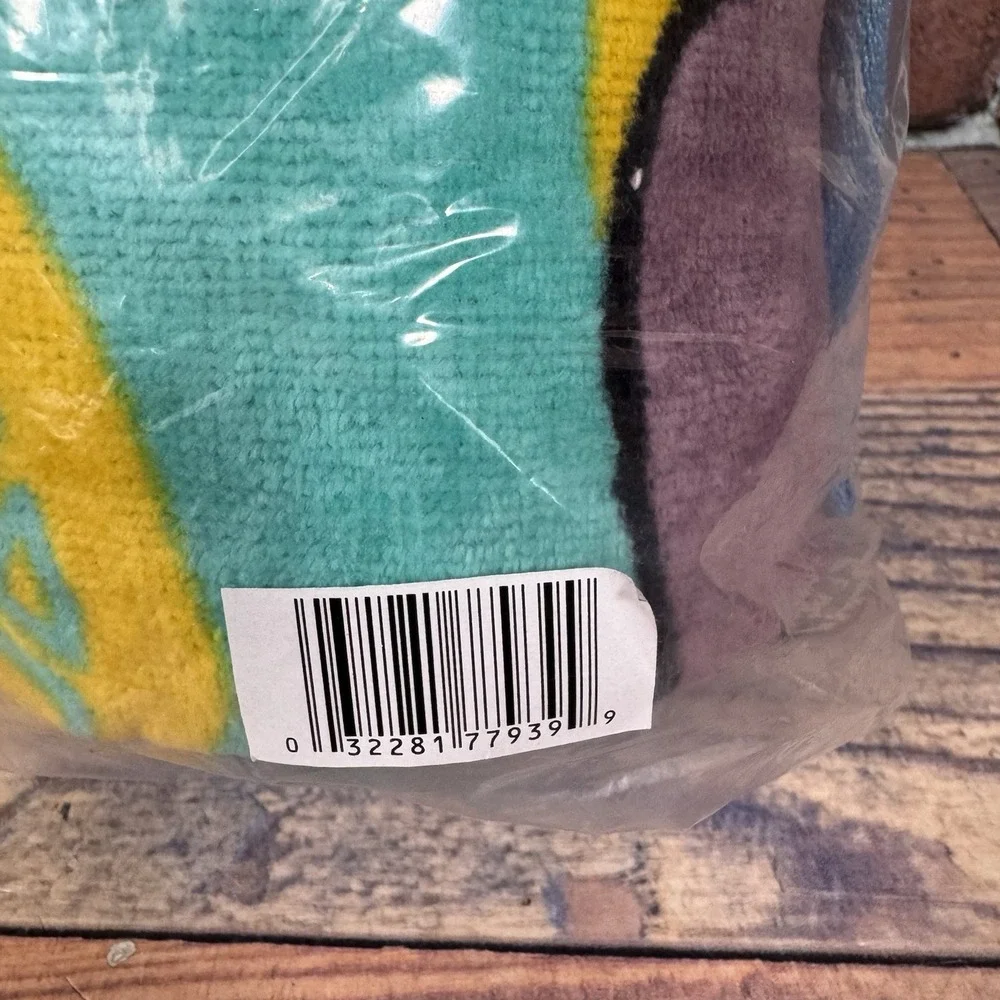 Disney Stitch Beach‎ Towel Pineapple 34